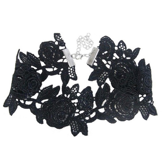 Jewelry - 🌹Lace Choker